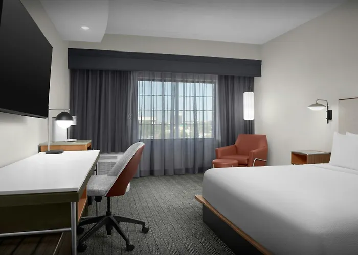 Hotel Courtyard By Marriott Downtown 3*