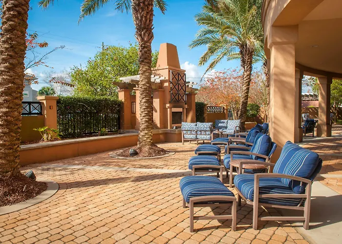 Hotel Courtyard By Marriott Downtown Pensacola
