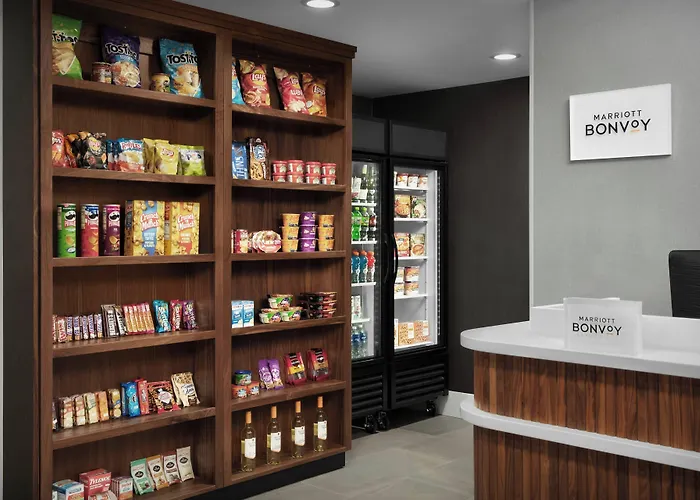 Courtyard By Marriott Downtown 3*