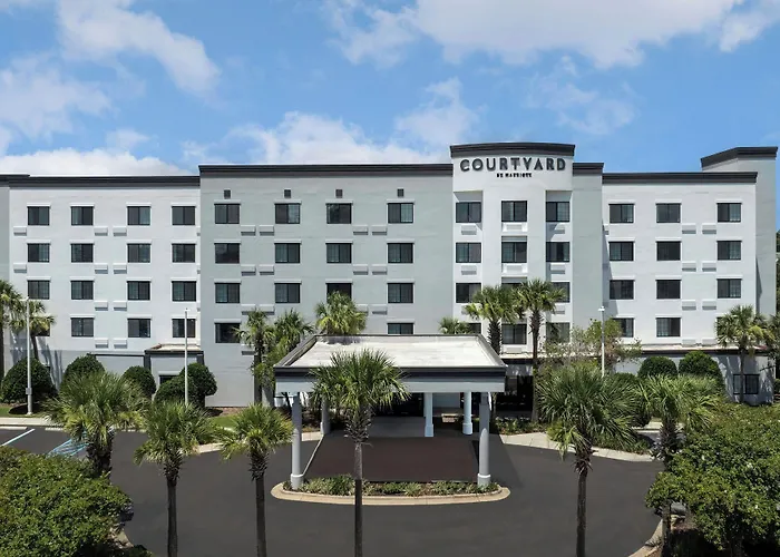 Courtyard By Marriott Downtown Hotel 3*